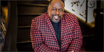 Cedric The Entertainer at Sound Board at MotorCity Casino Hotel (Detroit, MI)